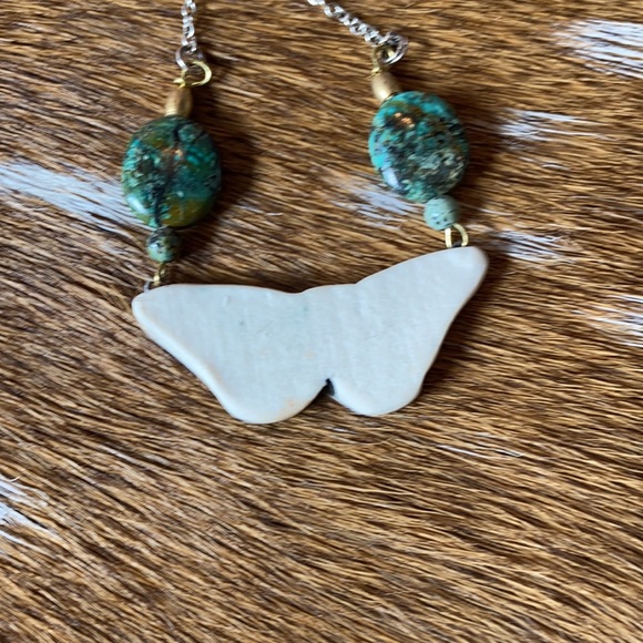 Sterling & turquoise ceramic butterfly necklace - Picture 2 of 5